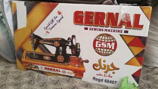 JERNAL SEWING MACHINE |10/10 CONDITION |NOT USED|