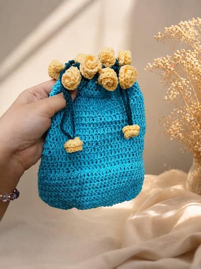 Handmade crochet bag and keychain