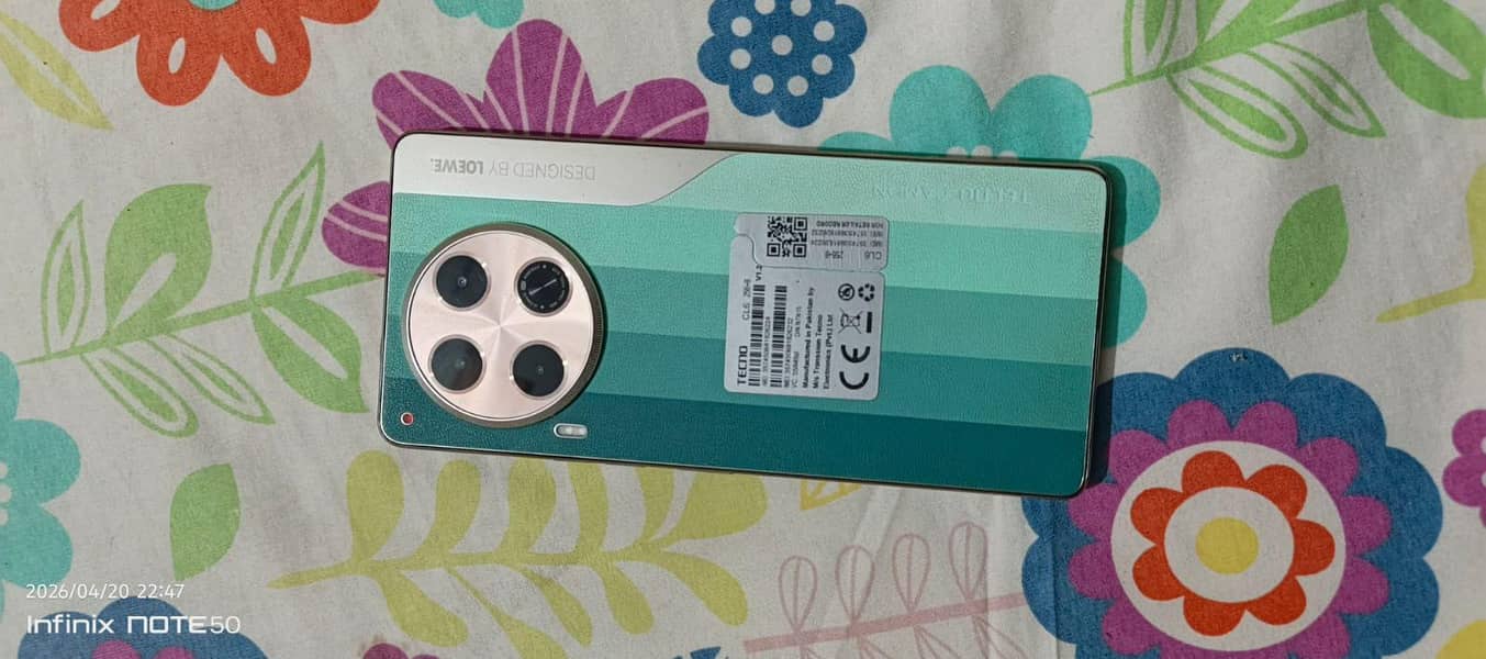 Tecno CAMON 30 0