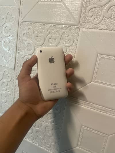 Apple iPhone 3GS