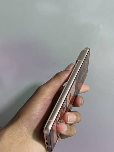 Google Pixel 8 10 /10 pink colour