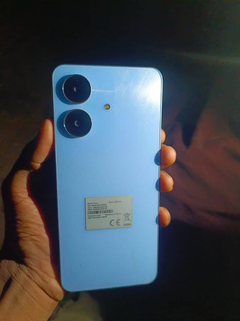 Realme Note 60 4