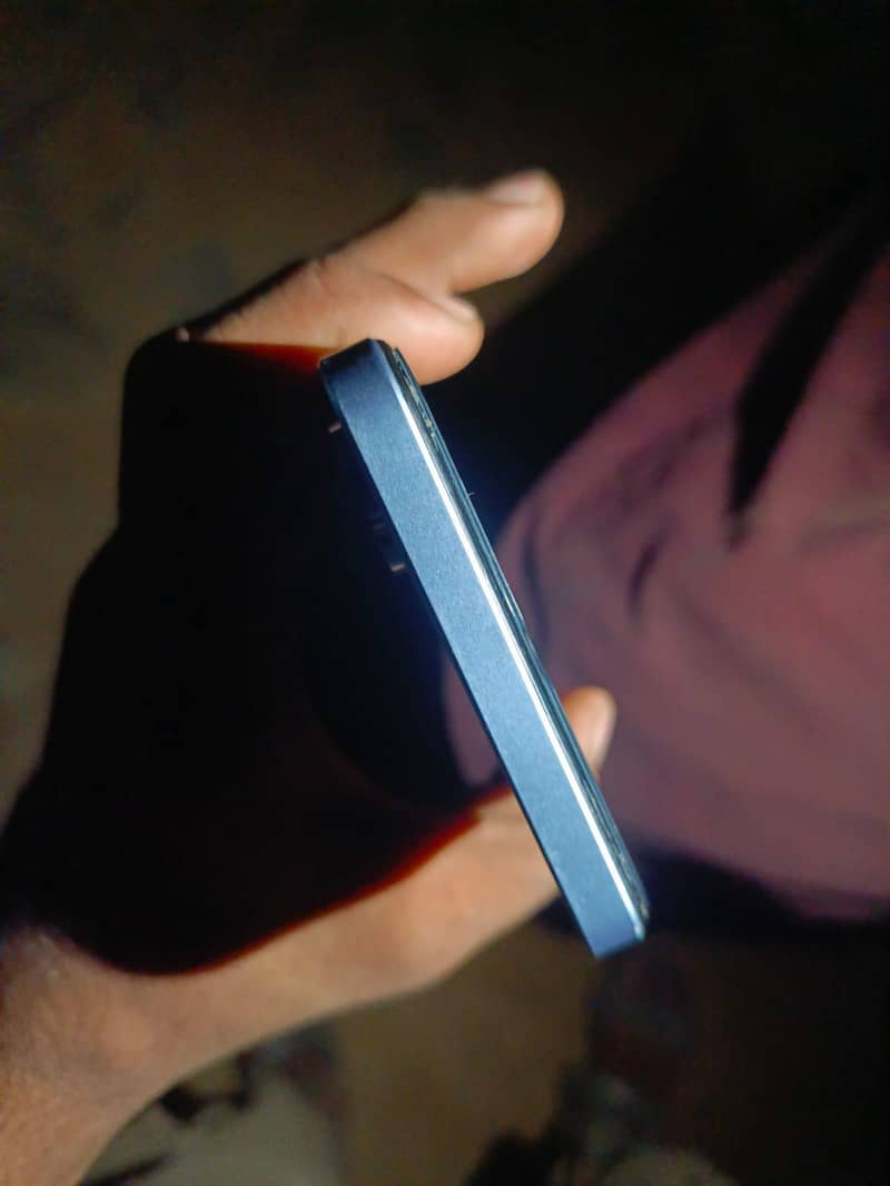 Realme Note 60 6