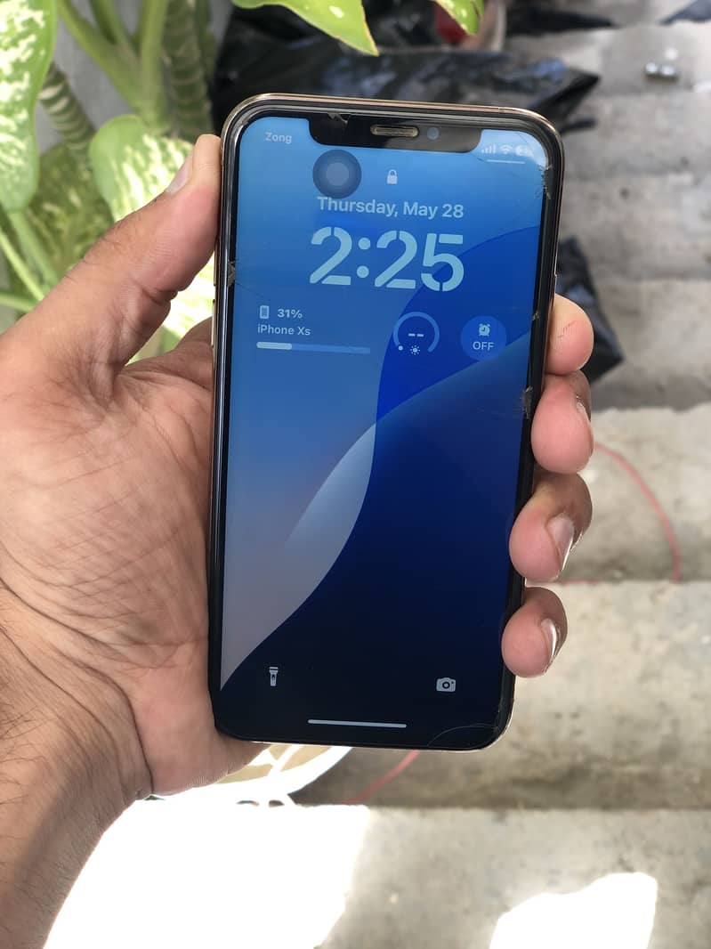 Apple iPhone XS Approved 1