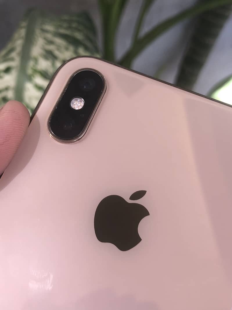 Apple iPhone XS Approved 3