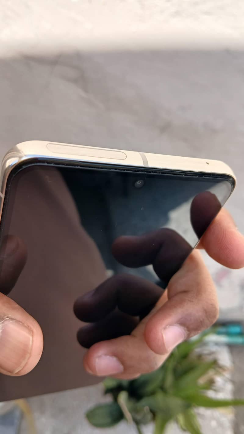 Google Pixel 8 pro 3