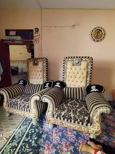 Five seater sofas 