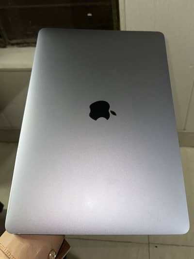 MacBook Pro M1 8GB/256GB Touch Bar Excellent Condition