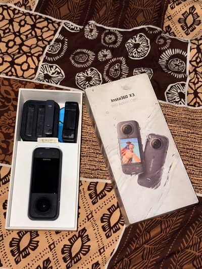 Insta 360 x3 For Sale Combo Pack