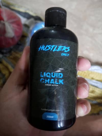 powerlifting weightlifting Liquid chalak and Straps 850 ML Bottle 5000