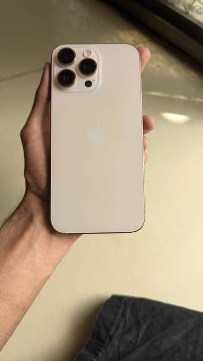 Apple iPhone 16 Pro Max