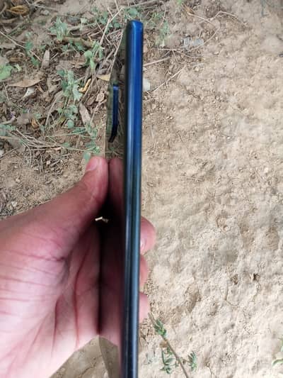 18000 urgent sale Docomo 5g non pata condition 7/10 no open