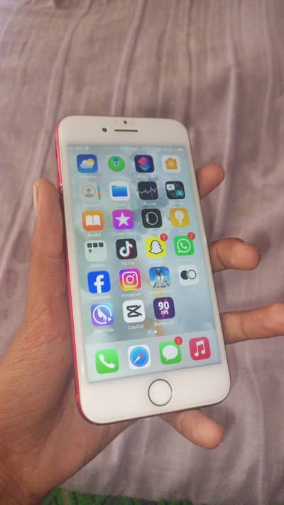 Apple iPhone 7