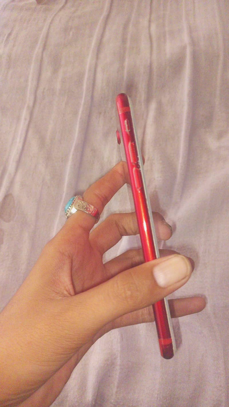 Apple iPhone 7 4