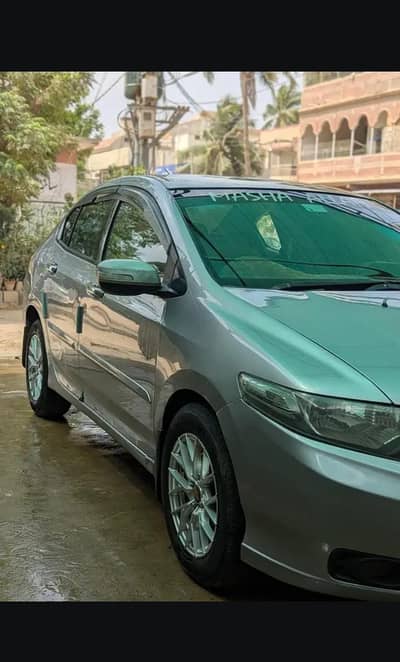 Honda city 2017 1.3 mat silver