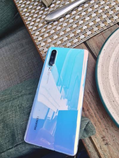 P30 Under display Finger print beautiful mobile