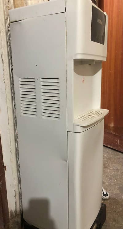 water dispenser with stand and bottle