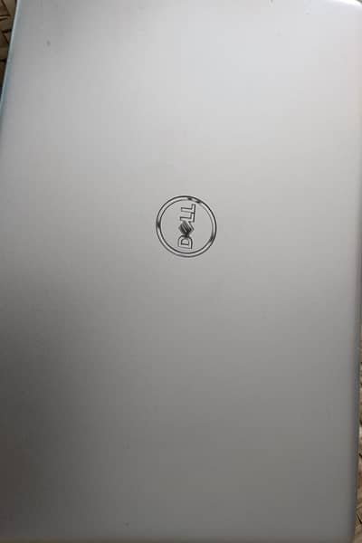 slim Smart Laptop (core i5 81th generation)