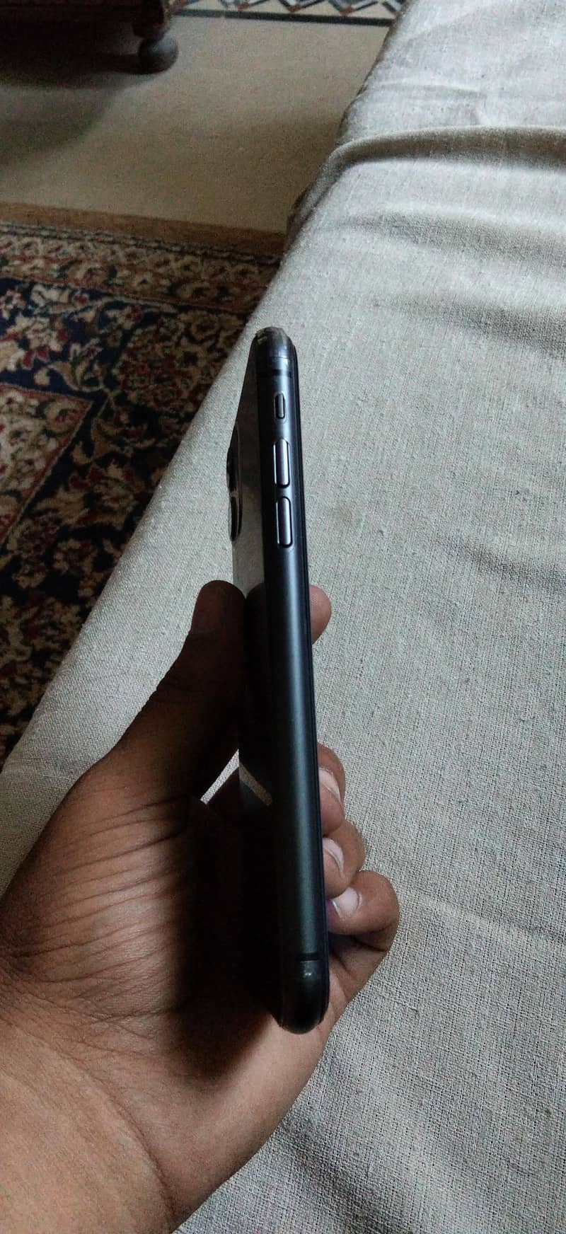 Apple iPhone 11 3