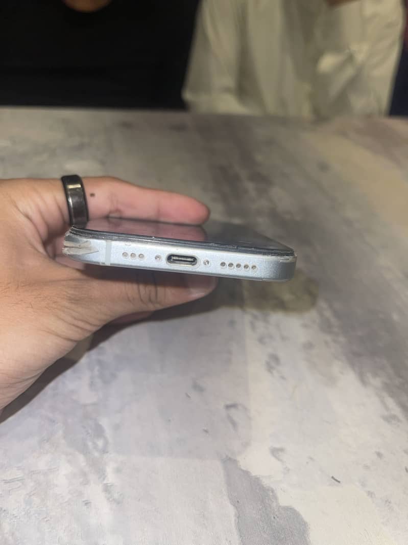 iPhone 15 jv 1