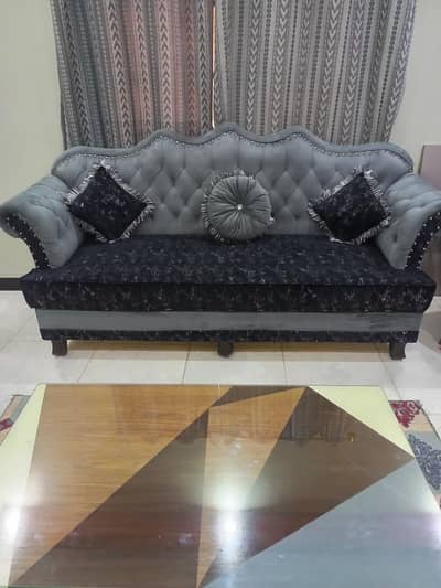 7 Seater Sofa Set with Table and Cushions