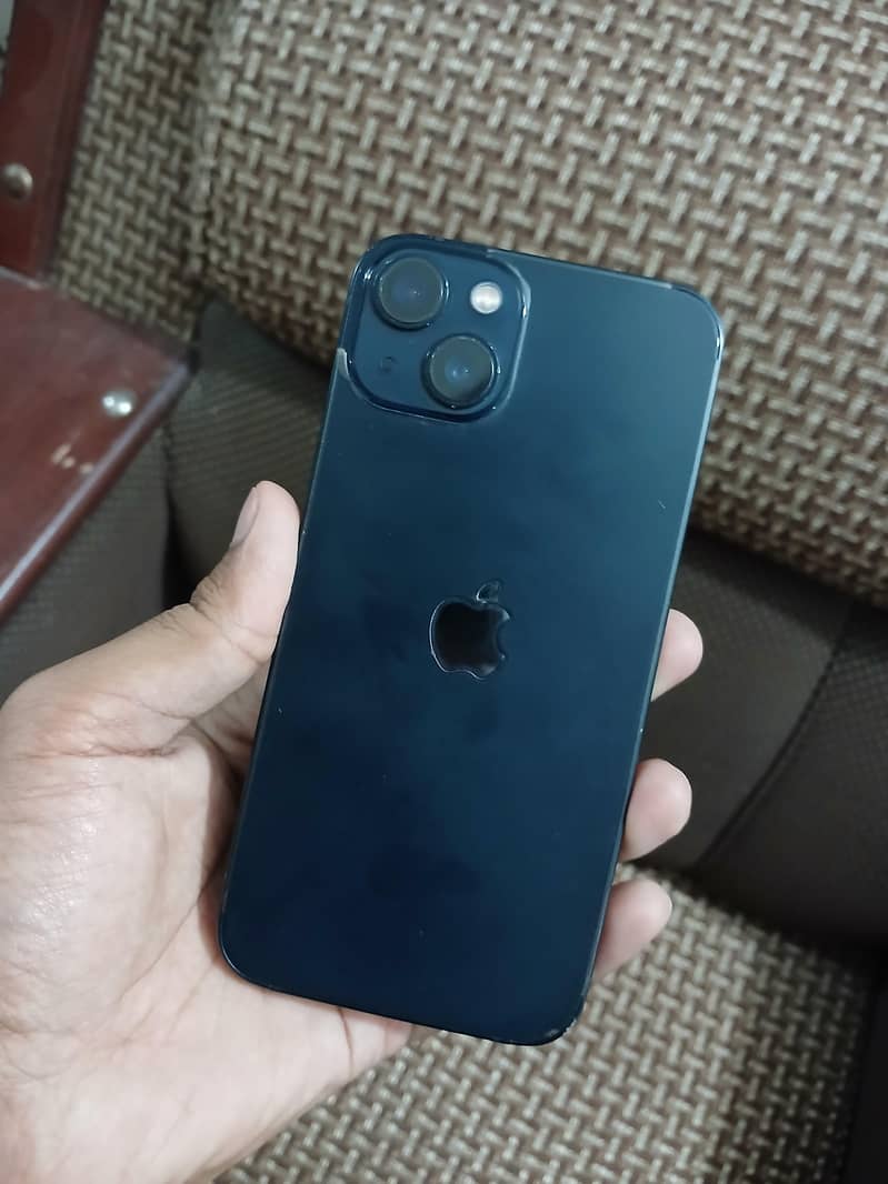 Apple iPhone 13 0