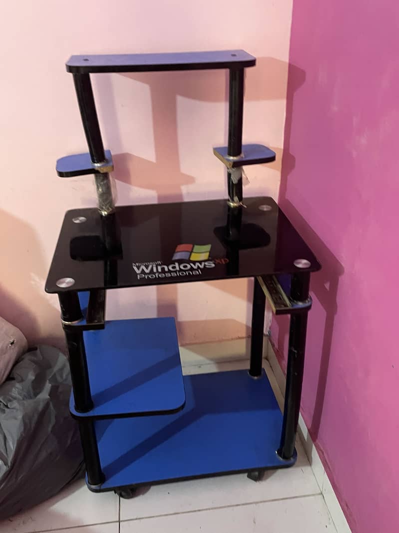 Computer trolley 1