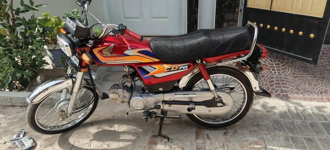 Total ganiune bike. first owner.