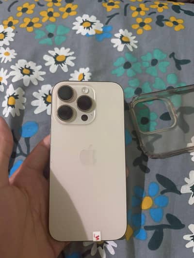 Apple iPhone 16 Pro jb