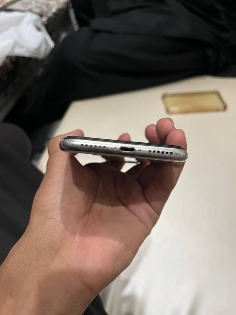 Apple iPhone X 2