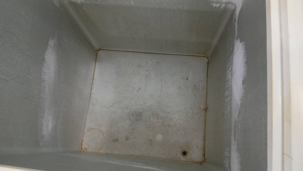 Used Waves Deep Freezer - Excellent Cooling + Free Mobile Stand 10
