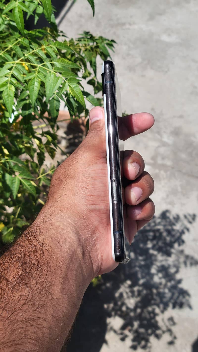 Google Pixel 6A 1