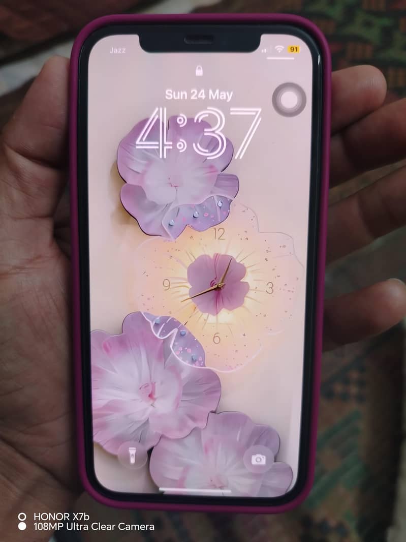 Apple iPhone 12 1