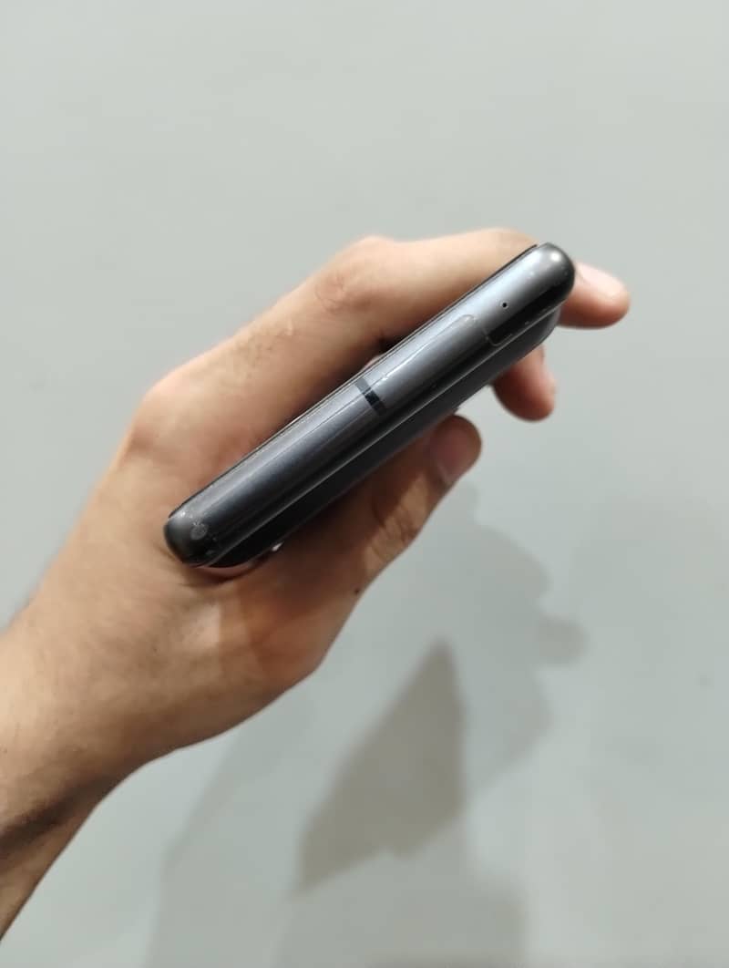 Google Pixel 7 4
