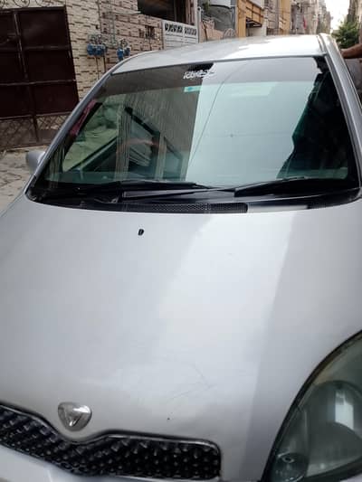 Toyota Vitz 2003