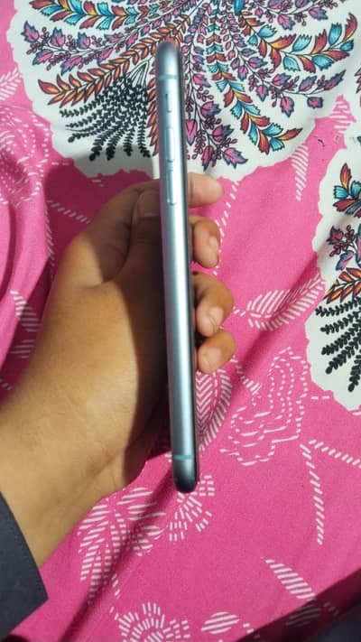I phone xr blue colour