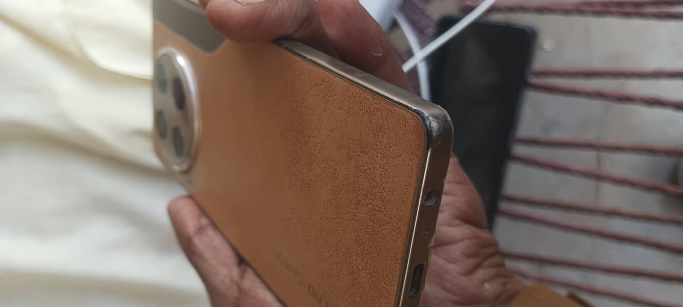Tecno CAMON 30 3