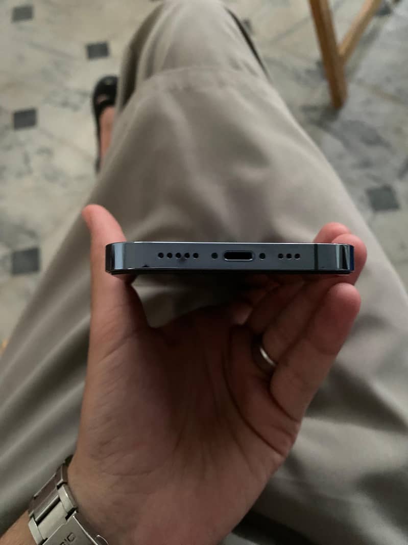 Iphone 13 pro 4