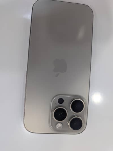 Apple iPhone 16 Pro