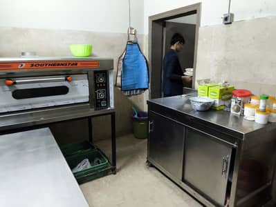 International Chef Required for Student Dormitory (Full-Time)