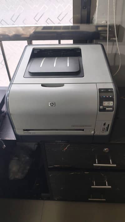 HP Color LaserJet CP1518NI
