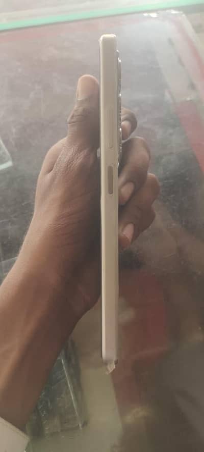 Itel City 100