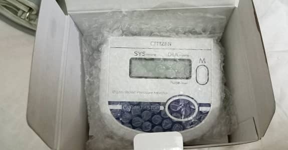Brand New Box Packed Citizen CH-452 Digital Blood Pressure Monitor