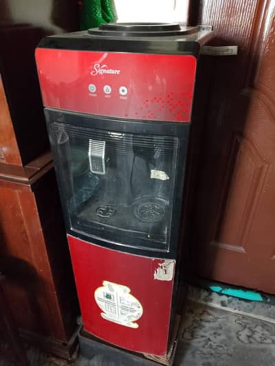 signature water dispenser for sale working condition
