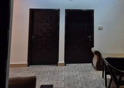 Fair-Priced 10 Marla House Available In Allama Iqbal Town - Raza Block