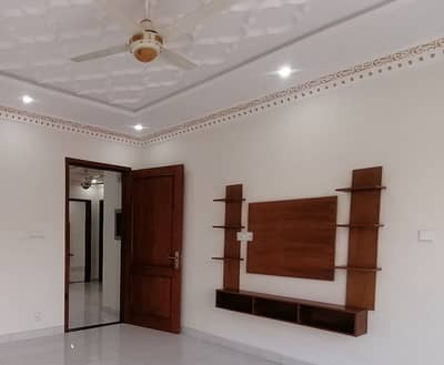 Brand New 10 Marla House Available In Allama Iqbal Town - Umar Block For Sale