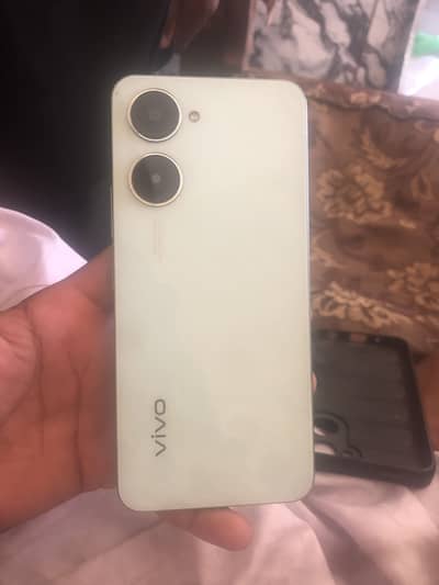 Vivo y 03 sale