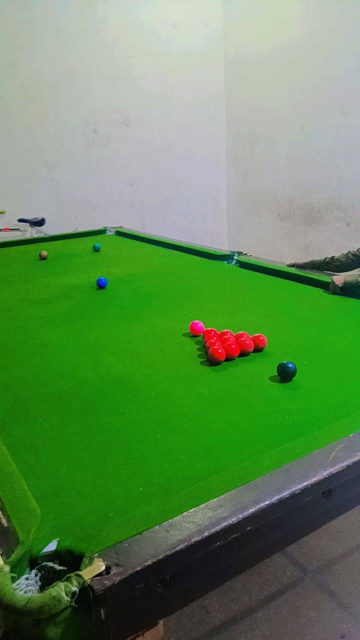 snooker table 5/10 6