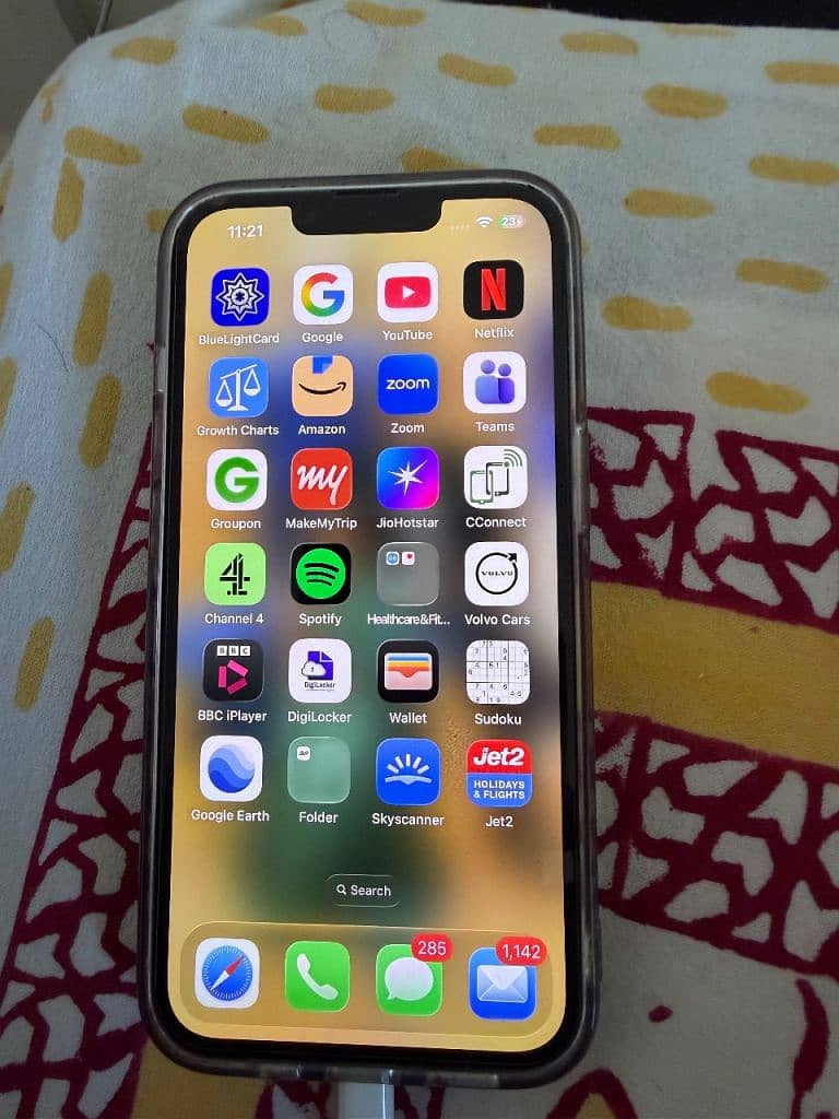 Apple iPhone 13 1