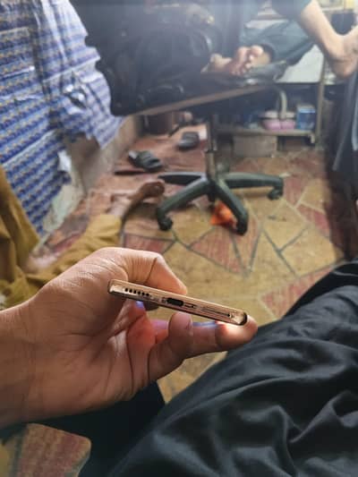 Tecno CAMON 30S